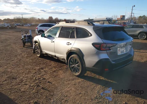 2025 Subaru Outback Onyx Edition из США, поврежденный, VIN 4S4BTALC3S3122893